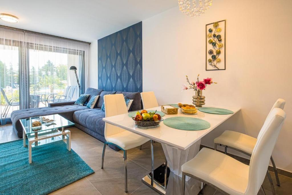 Fuered Luxury Apartman With Private Pool Balatonfüred Buitenkant foto